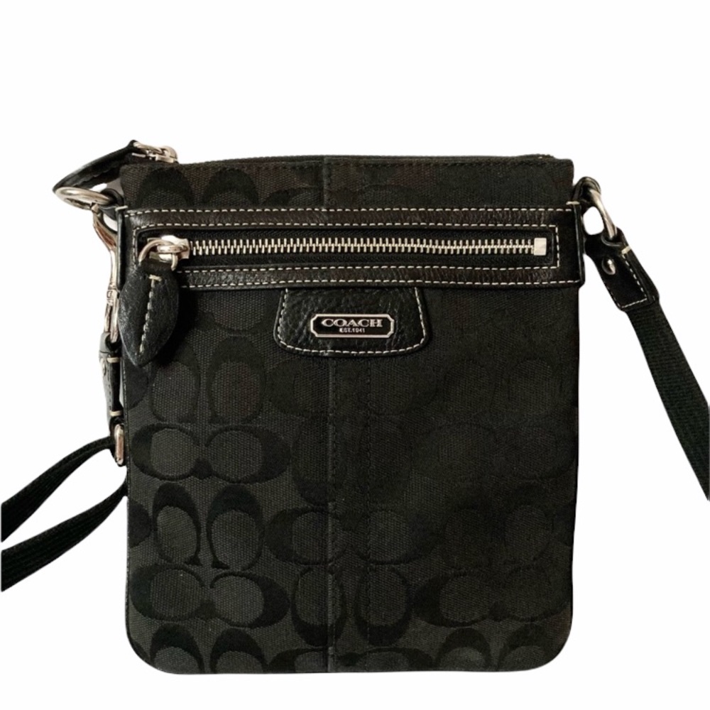 COACH Penelope Black Signature Swingpack Crossbody